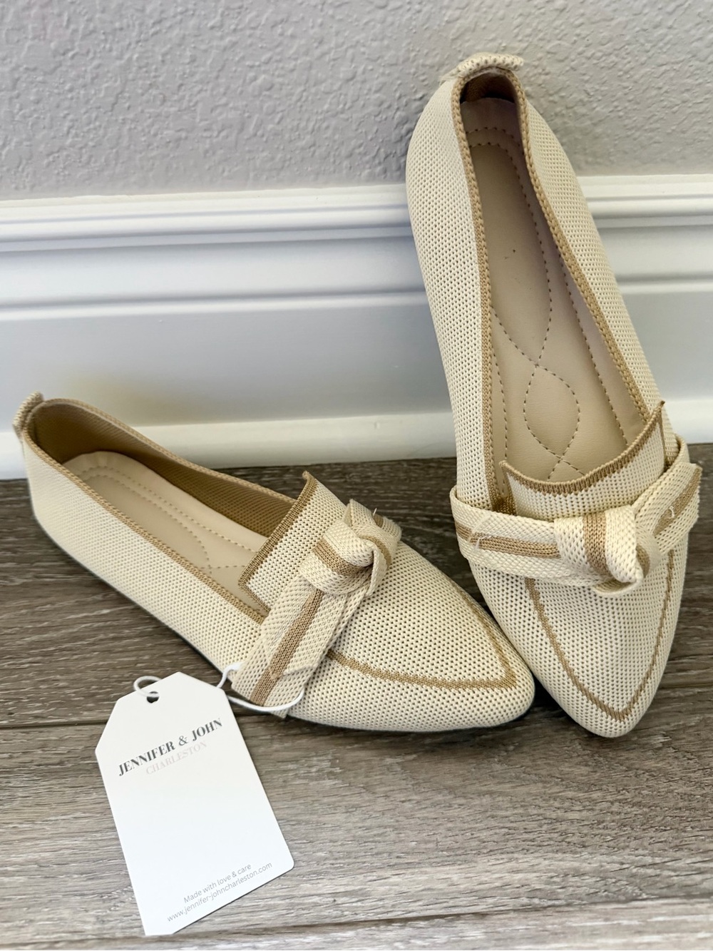 Cream Pointed-Toe Knot Loafers